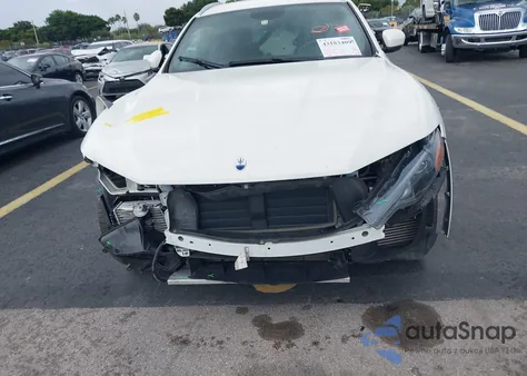 2022 Maserati Levante Gt из США, поврежденный, VIN ZN661XUA1NX394673